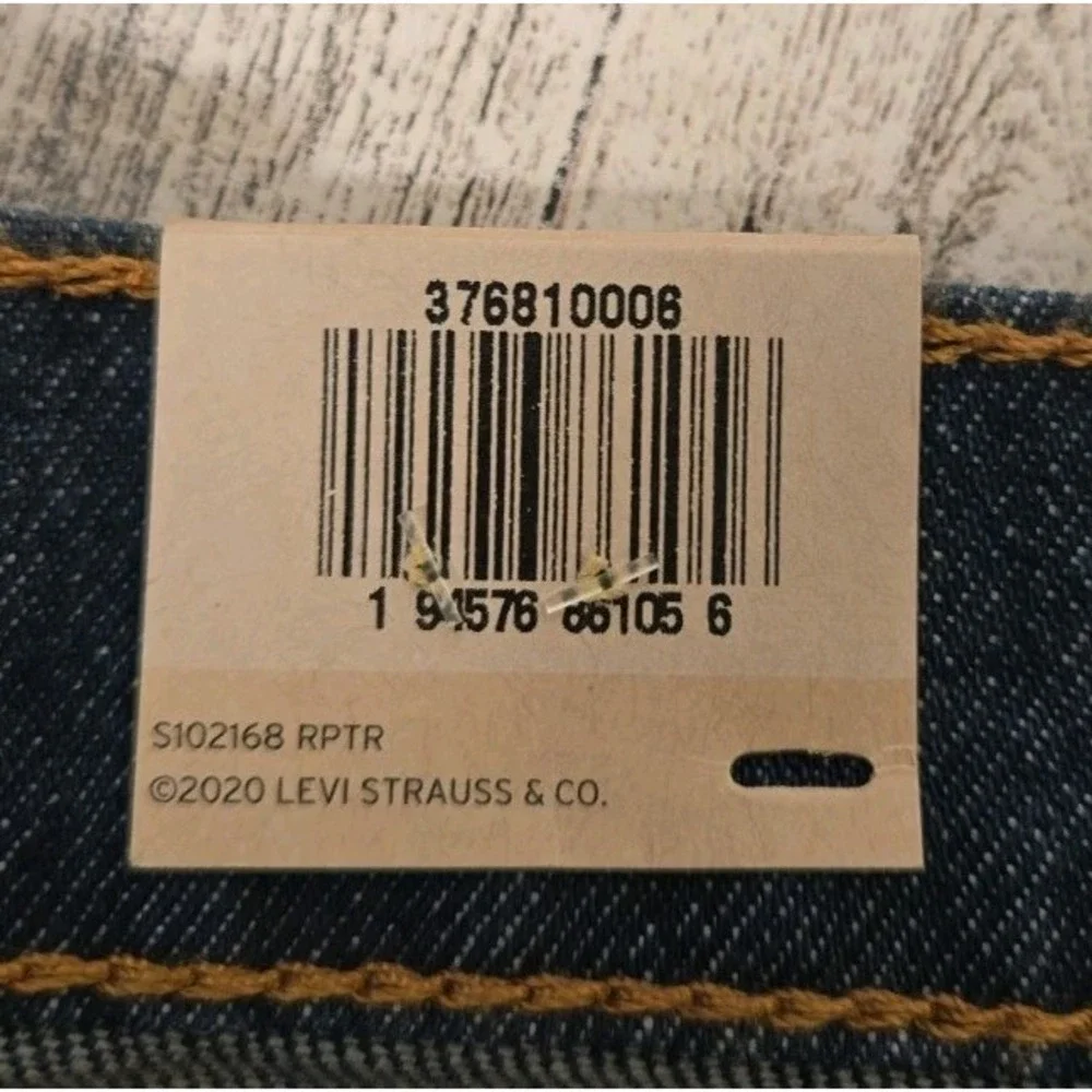 Levi's Western Fit Jeans 33x36 Mens Sits at Waist Regular Fit Through Thigh